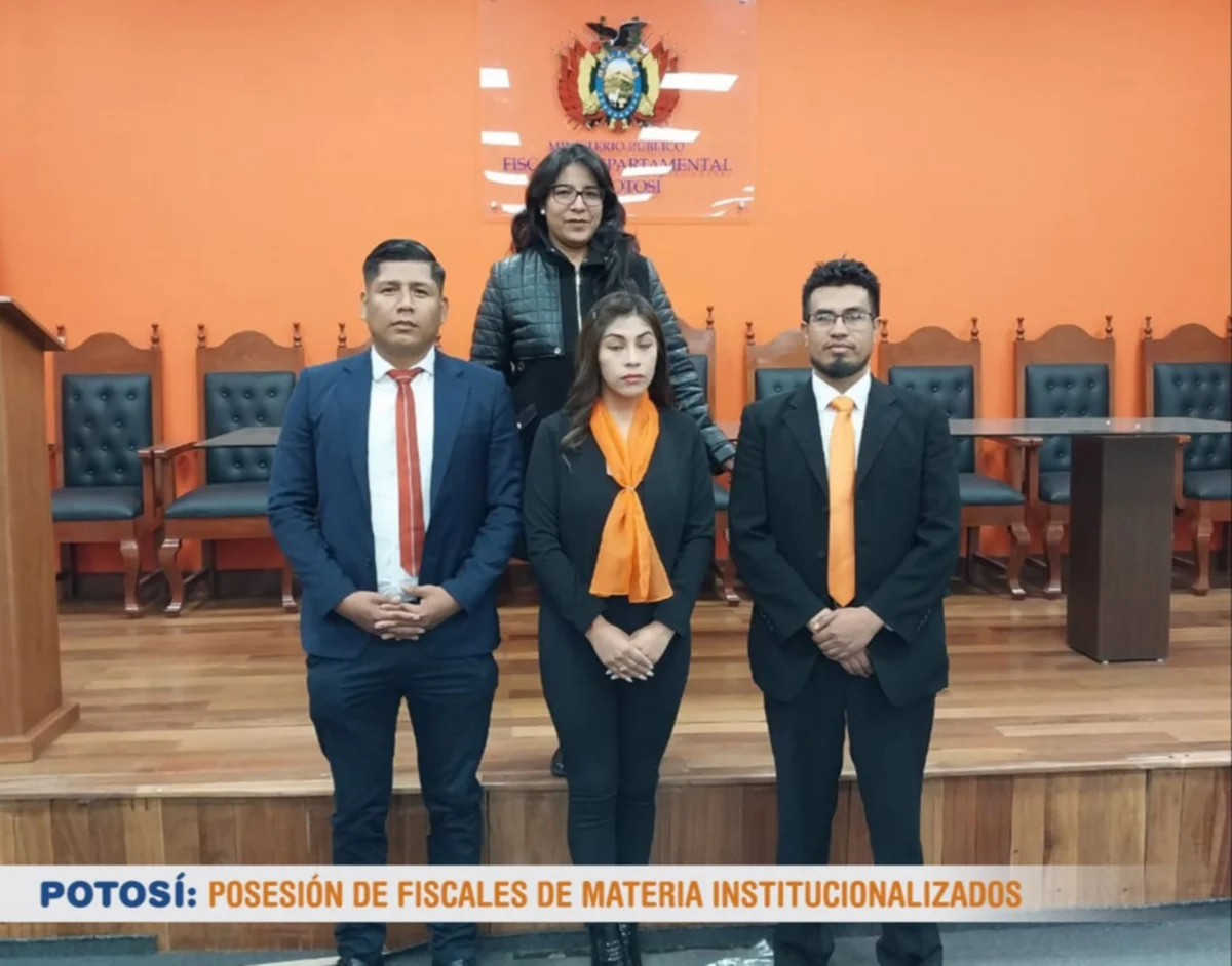 Bolivia tiene 60 nuevos fiscales de materia institucionalizados