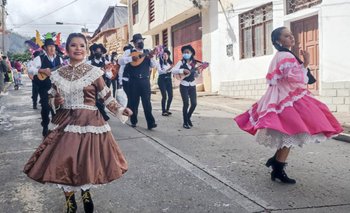 Sucre celebra el Carnaval de Antaño