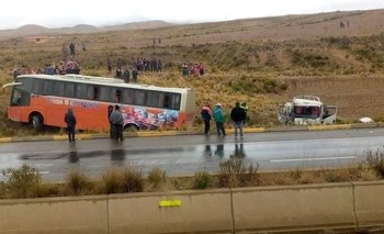 Accidente en la carretera Oruro – La Paz deja 11 personas heridas