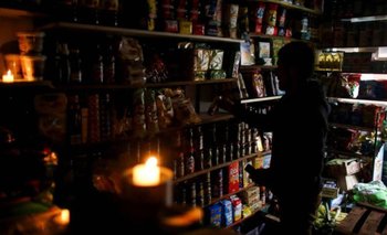 Apagón masivo dejó sin electricidad a más de 6 millones de hogares en Argentina 