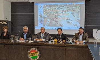 Acuerdan realizar operativos para eliminar productos de contrabando en Cochabamba