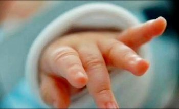 Dio a luz en plena acera del hospital municipal de La Pampa