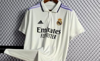El Real Madrid presentó su nueva camiseta en honor a sus 120 años