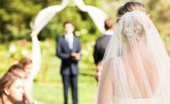 Novio delató la infidelidad de su esposa en plena boda, lo engañó con el padrino