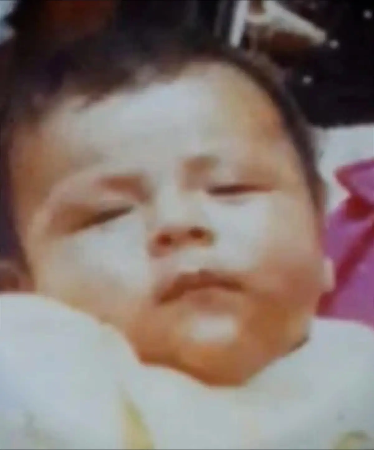 “No quiero morir sin verlo”: Le robaron su bebé hace 40 años y aún sigue buscándolo [VIDEO] 