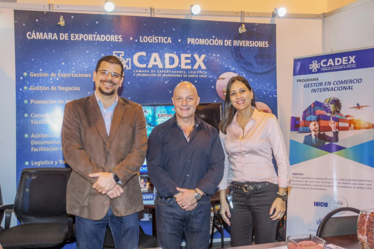 Fernando Terrazas, Oswaldo Barriga y Natalia Terrazas