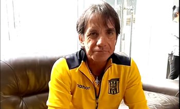Luis Cristaldo: “La Paz está abandonada exigen que los jugadores sean de allá, pero no hay” 