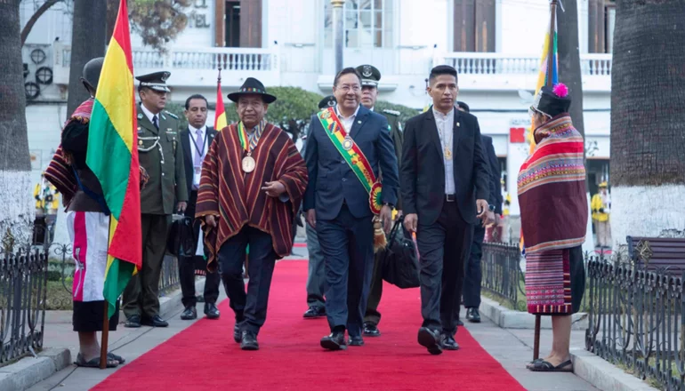  Análisis del discurso de Luis Arce por los 198 años de independencia de Bolivia.