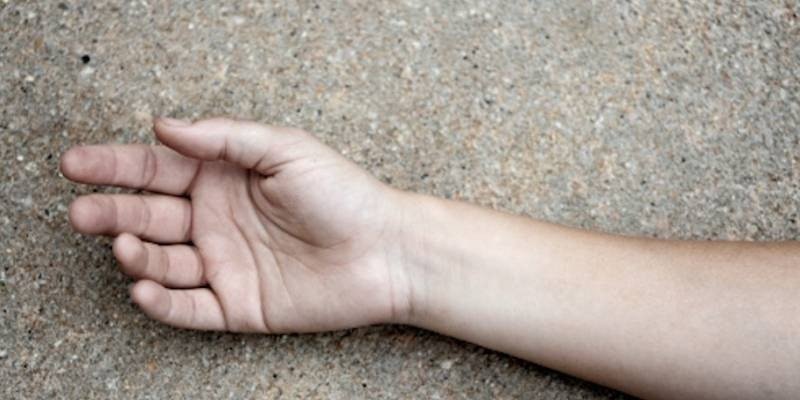 Bebé de 2 años asfixia hasta la muerte a su mamá Bebé de 2 años asfixia hasta la muerte a su mamá