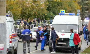 [VIDEO] Tiroteo en escuela de Rusia deja al menos 13 muertos, entre ellos 7 niños 