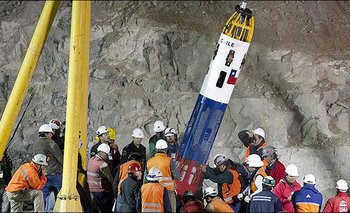 ¡13 años después! Mineros chilenos que estuvieron atrapados 68 días serán indemnizados
