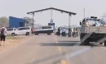 Cierran carreteras en Beni exigiendo construcción del puente binacional