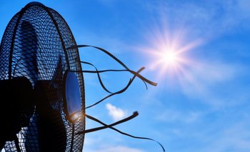 ¿Cómo convertir tu ventilador en un climatizador? Te contamos el truco casero