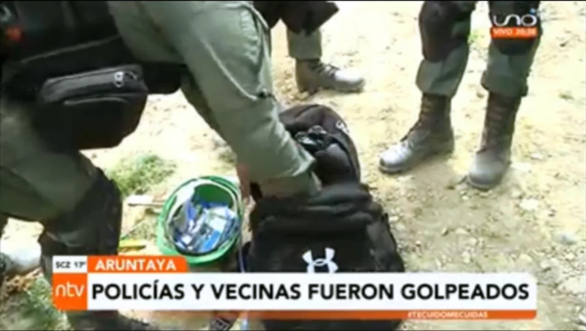 Policía aprehende a presuntos loteadores que portaban dinamitas en Aruntaya