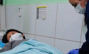“Mi hija entró sanita al hospital, le pusieron una inyección y hoy no puede caminar”, denunció Fernando Vargas