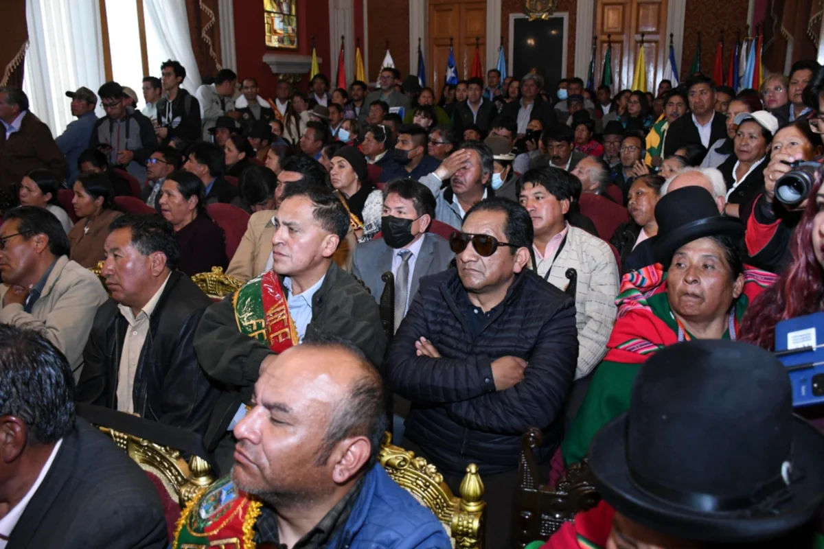 Asamblea de la Paceñidad emite 15 resoluciones y plantea empresa metropolitana del agua