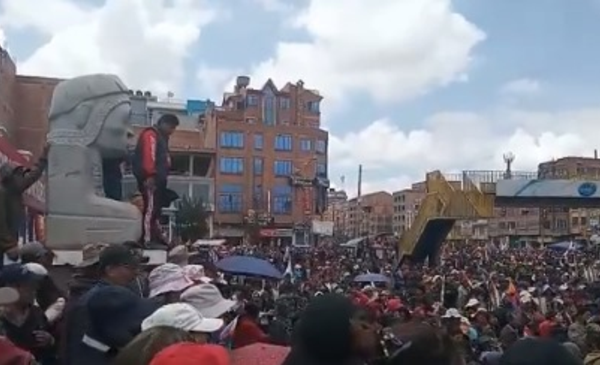 Juntas vecinales de El Alto exigen la renuncia de Jeanine Añez - Red Uno de Bolivia