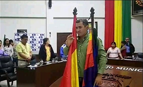 Miguel Ángel Hurtado asume como alcalde interino de Montero - Red Uno de Bolivia
