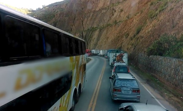 Detienen a un hombre que portaba 70.000 bolivianos en Oruro - Red Uno de Bolivia