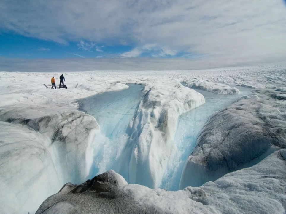 Calentamiento global derrite la plataforma de hielo más grande del mundo