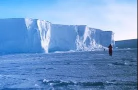 Calentamiento global derrite la plataforma de hielo más grande del mundo