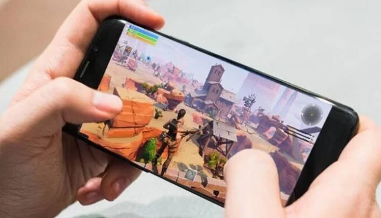 Denuncian que la Defensoría de la Niñez pretende retener al menor captado por el juego de 'Free Fire'