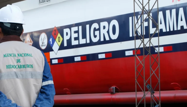 CC denuncia la compra de diésel sin certificación y ANH lo desmiente