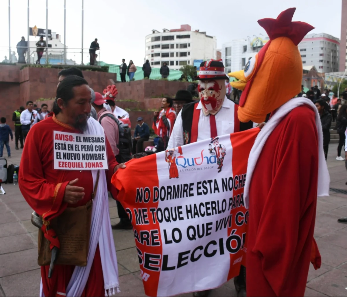 Foto:APG Peruanos recorren la ciudad de La Paz. 