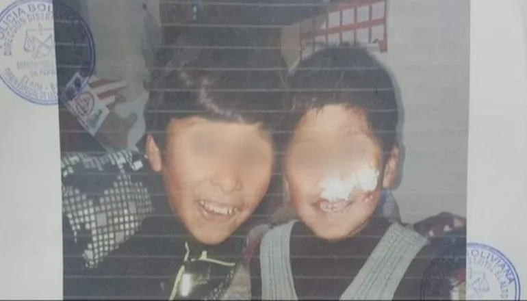 Dos niños desaparecieron de la puerta de su escuela en El Alto