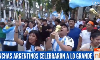 Fiesta argentina se trasladó a las calles de Santa Cruz