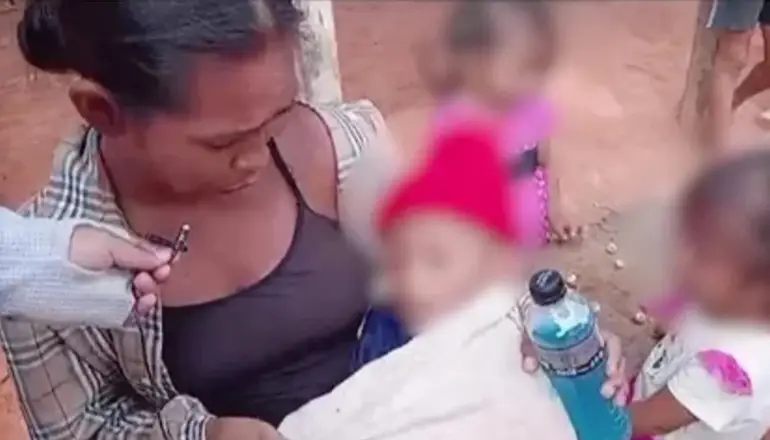 "Gritaba, lloraba y al verme alzó sus manitos", relató el pescador que encontró al niño abandonado